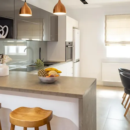 Apartment Island Breeze Oasis By Belmont Realty