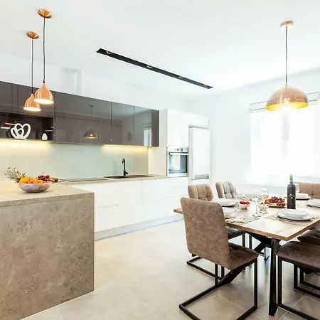 Apartman Island Breeze Oasis By Belmont Realty *